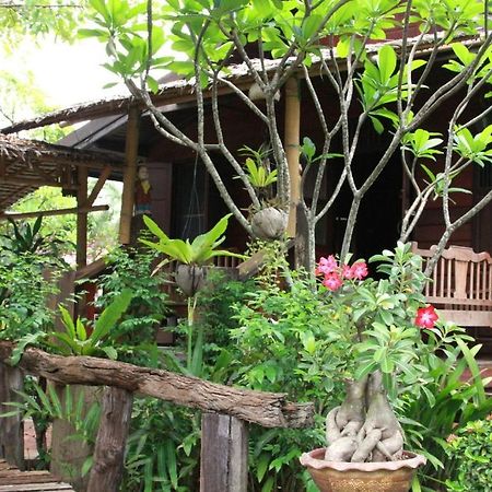 Khum Bang Kaew Resort Бангкок Экстерьер фото